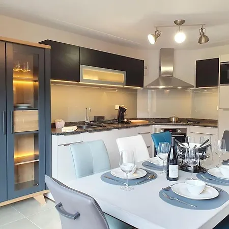Apartment - Luxury 4 Bedroom Floor With Spectacular Views Samoens